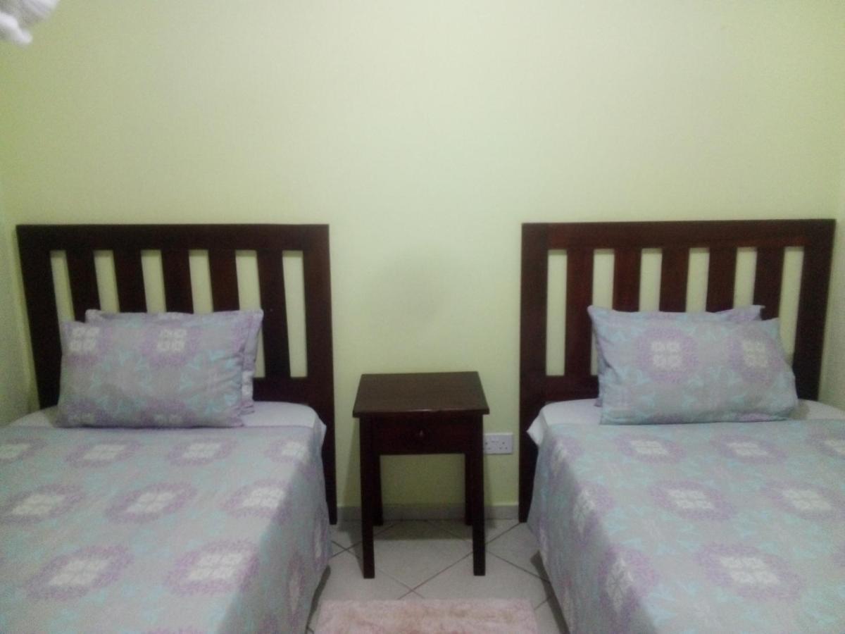 ليفينغستون Gloria'S Bed And Breakfast المظهر الخارجي الصورة