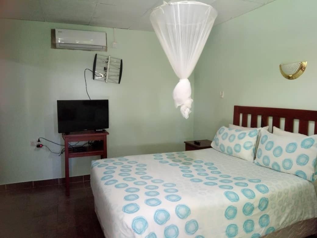ليفينغستون Gloria'S Bed And Breakfast المظهر الخارجي الصورة